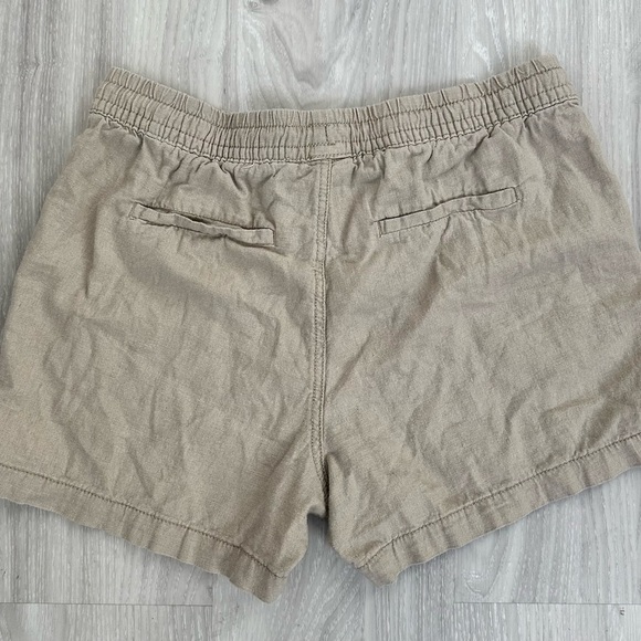 Laid-Back Luxe! Time and Tru Linen-Blend Pull-On Shorts – Size S (4–6) - Picture 7 of 7